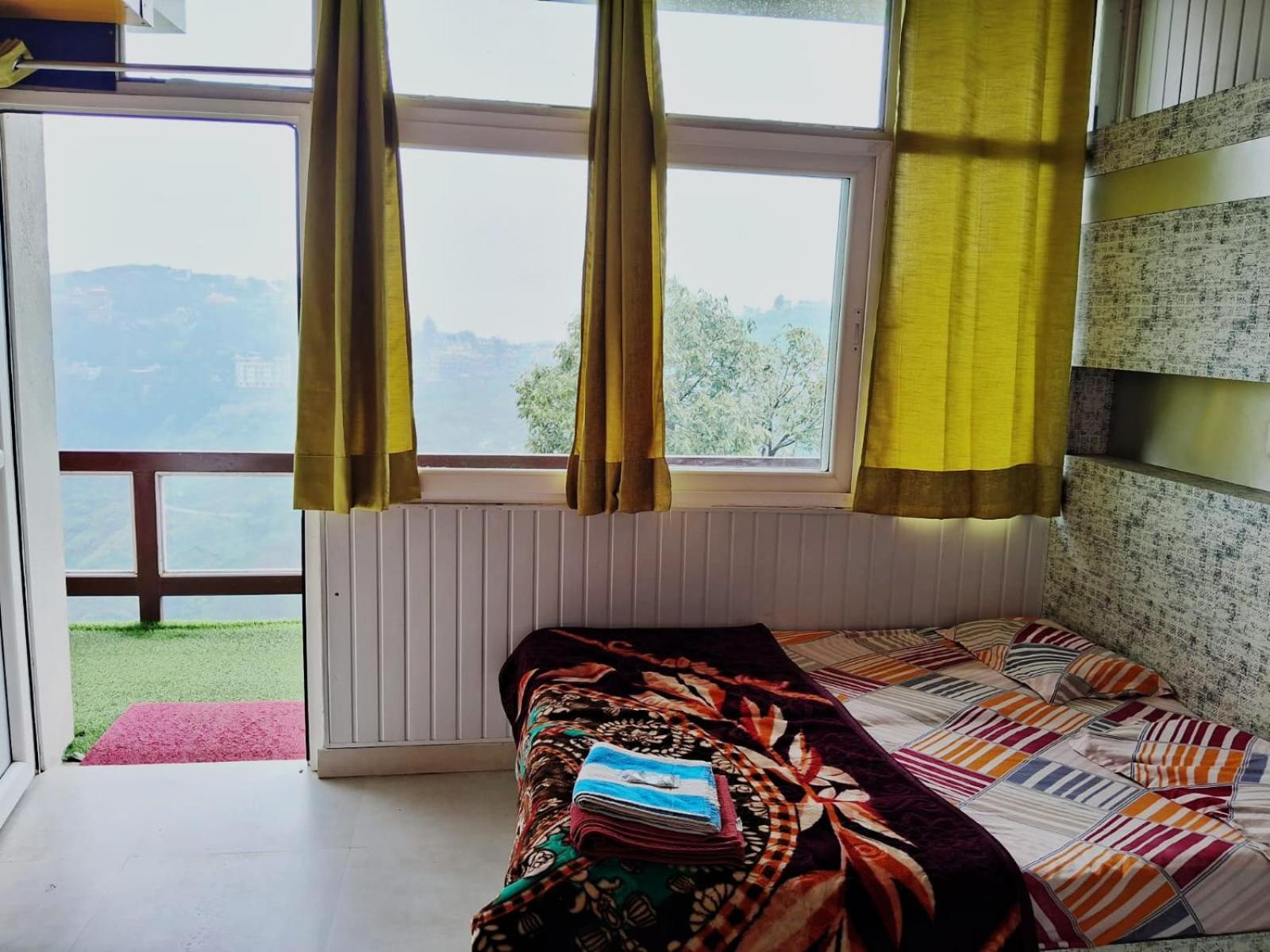 The Himalaya Retreat Resort, Experience Nature In The Lap Of Himalayas Массури Экстерьер фото