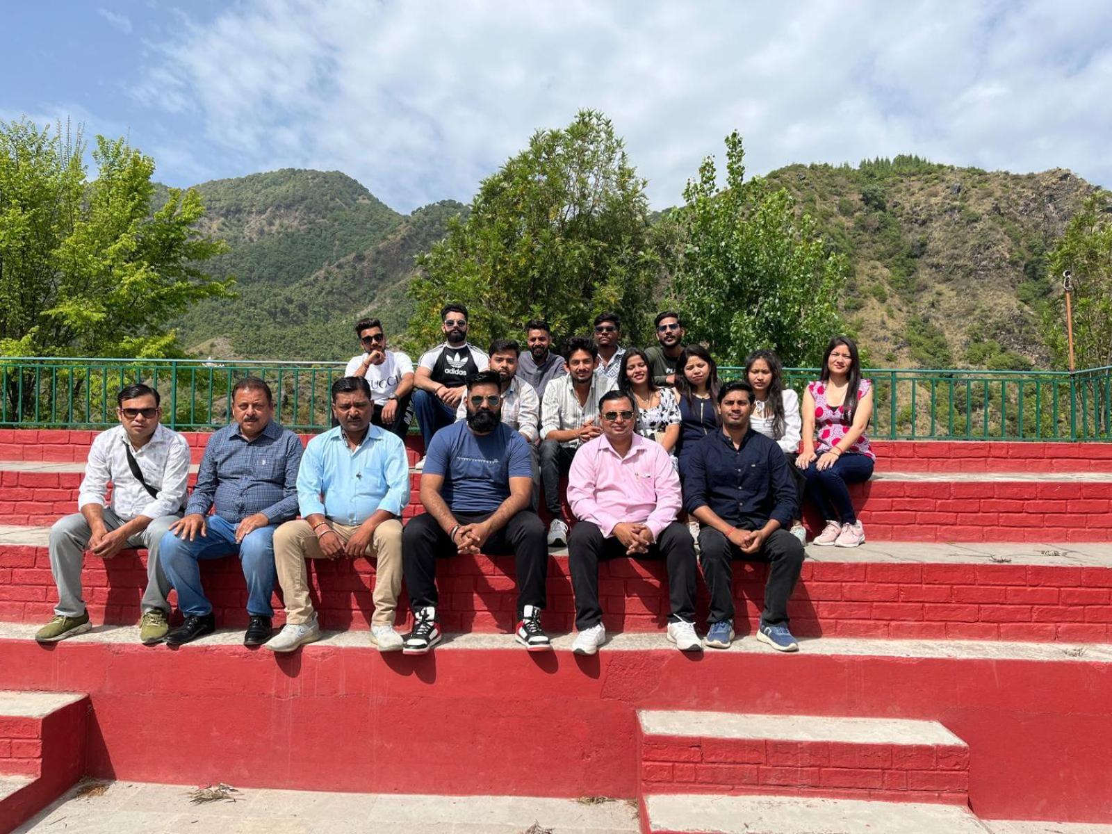 The Himalaya Retreat Resort, Experience Nature In The Lap Of Himalayas Массури Экстерьер фото